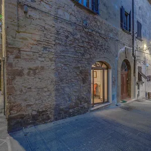 https://la-rocca-gambassi-terme.it-tuscanyhotel.com